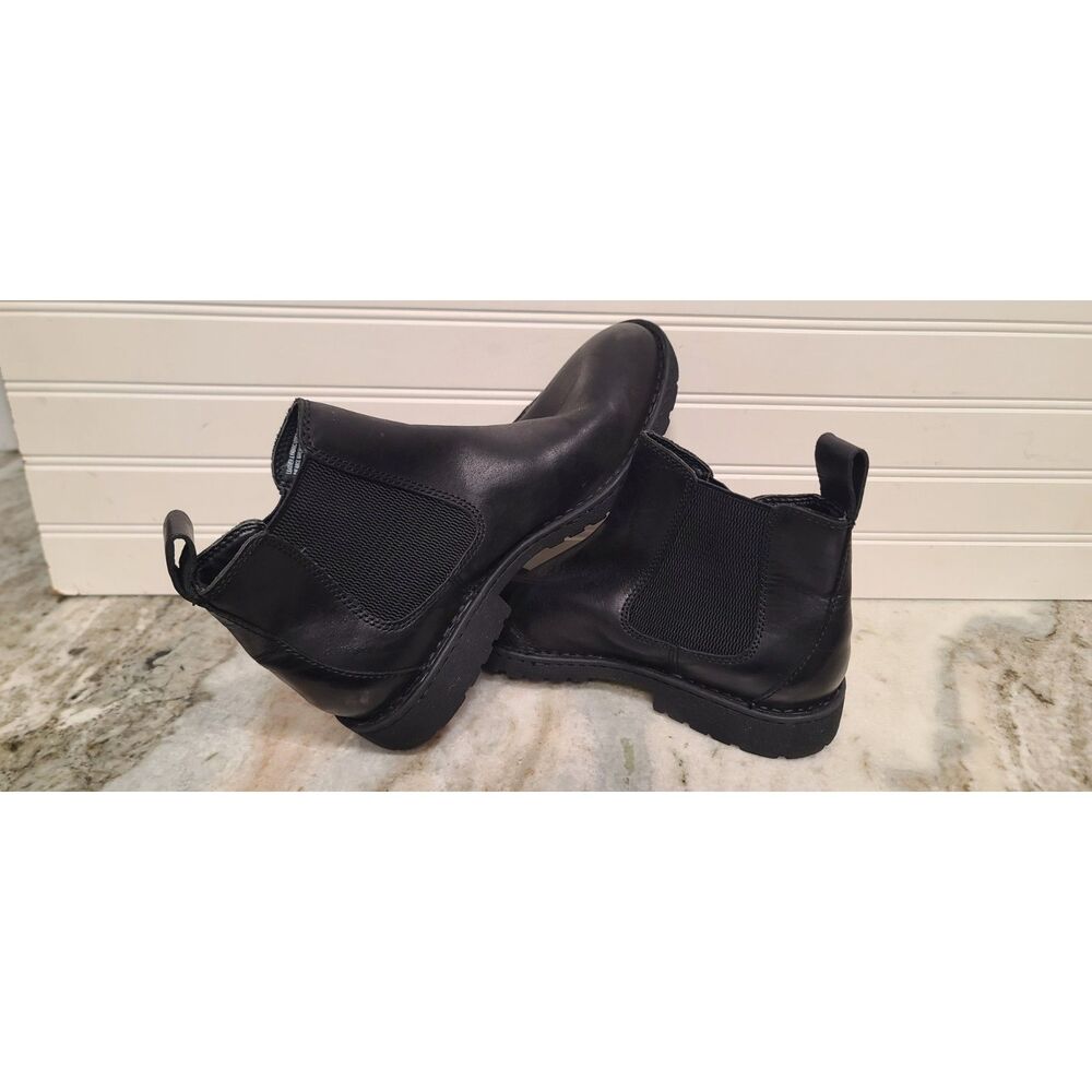 Born Mens Julian Chelsea Boots Black Leather Size 9 NEW